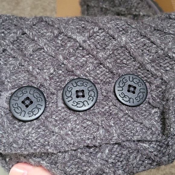 UGG Sweater Boots - Picture 7 of 7